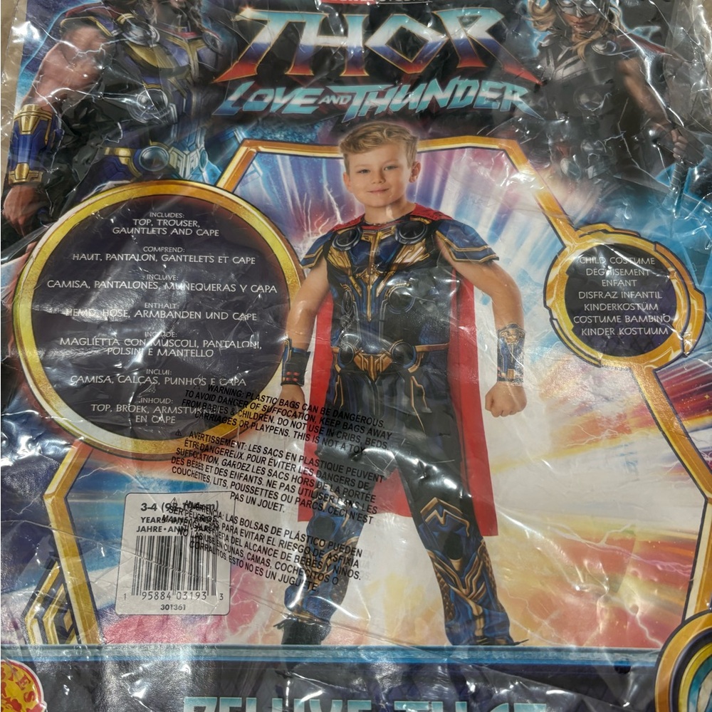 Thor Love and Thunder Kids Costume size 4 with mask/hat and hammer